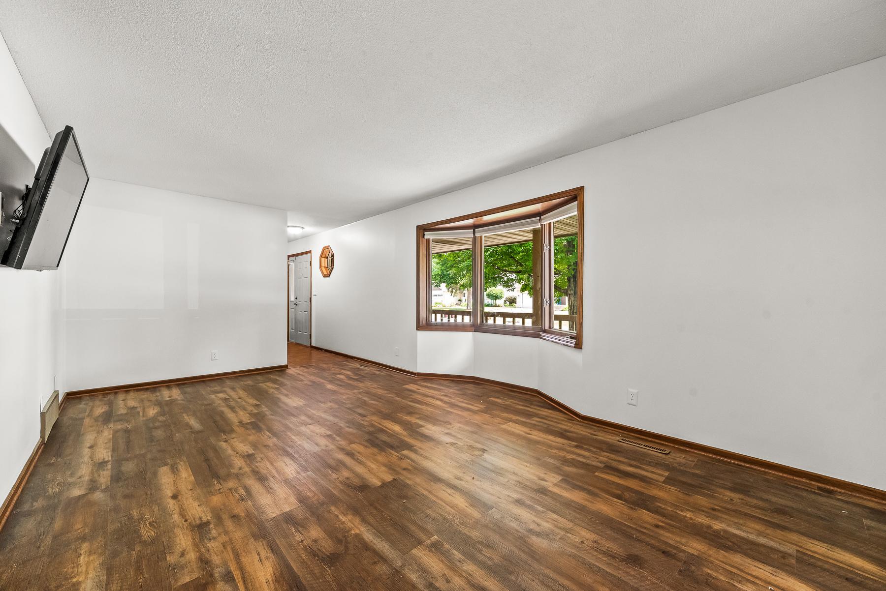 3565 144th Street W Property Photo 6