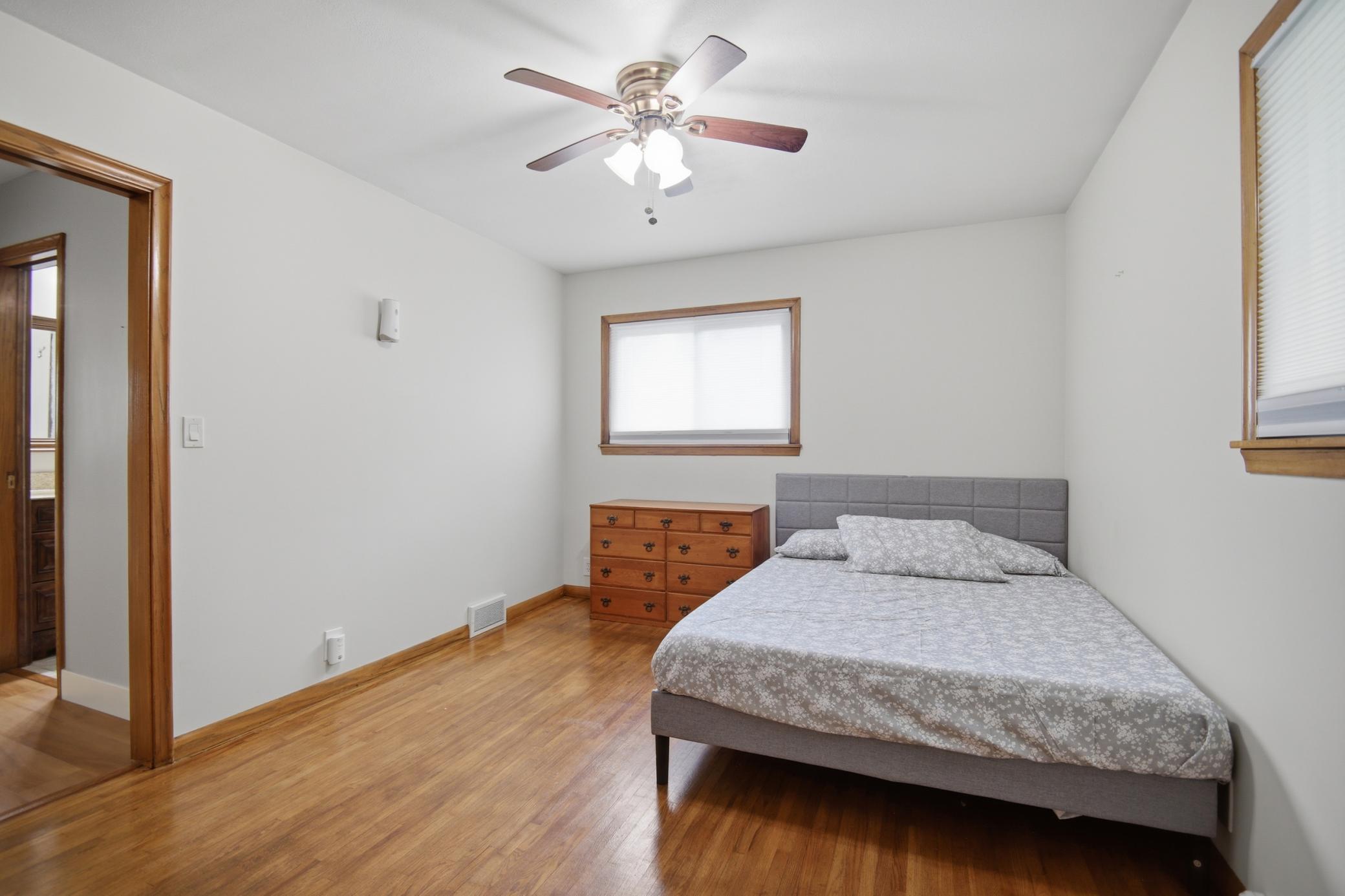 2022 Grand Avenue Property Photo 17