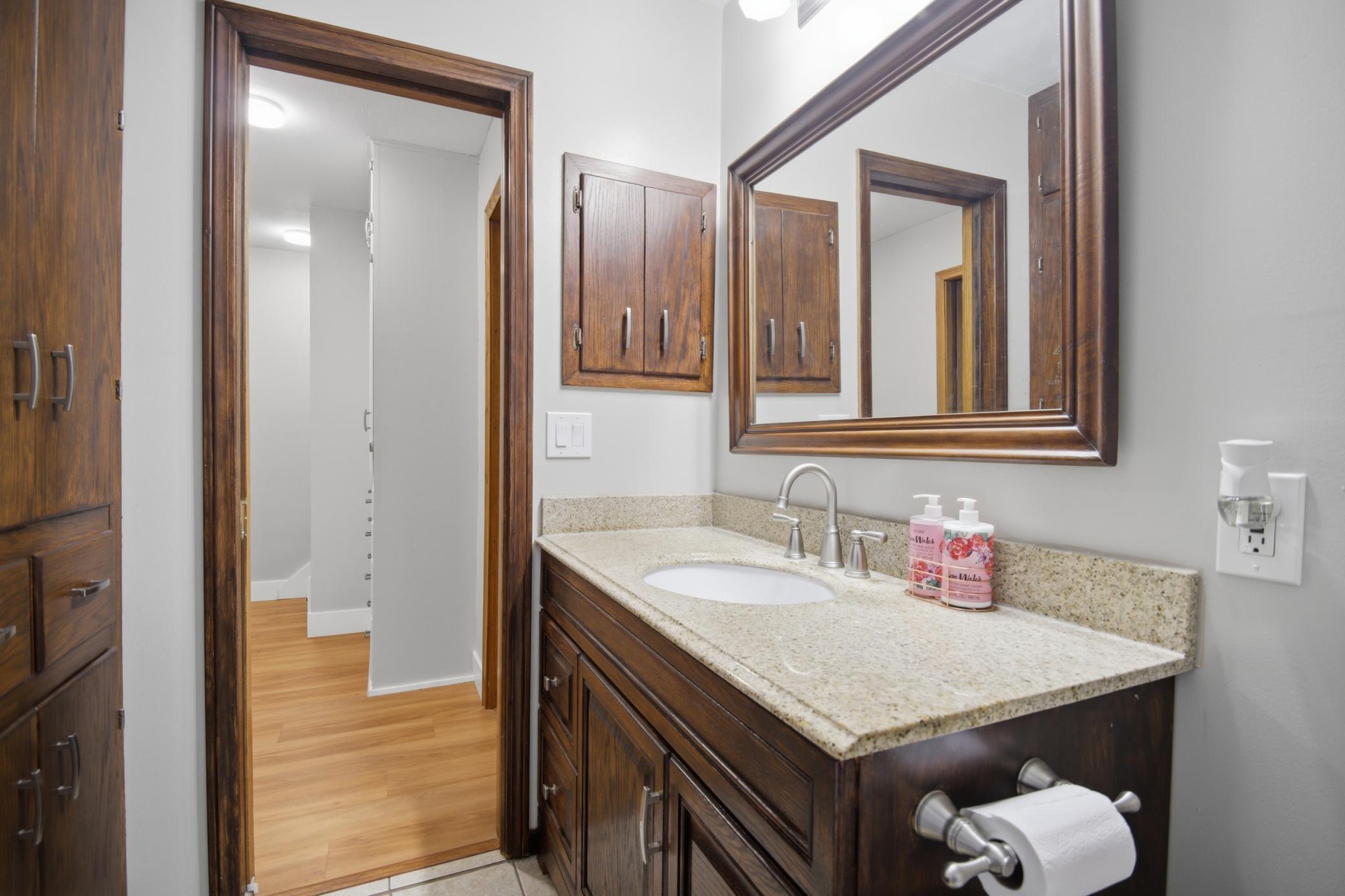2022 Grand Avenue Property Photo 19