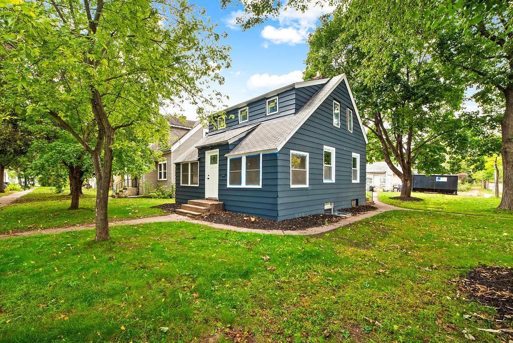 4431 James Avenue N Property Photo 1
