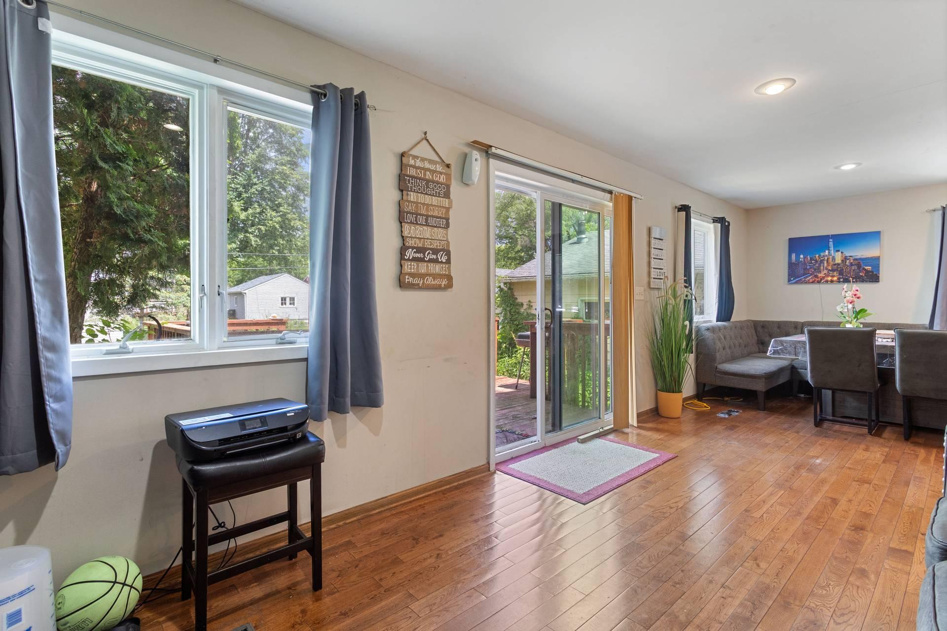 527 Emil Avenue Property Photo 2