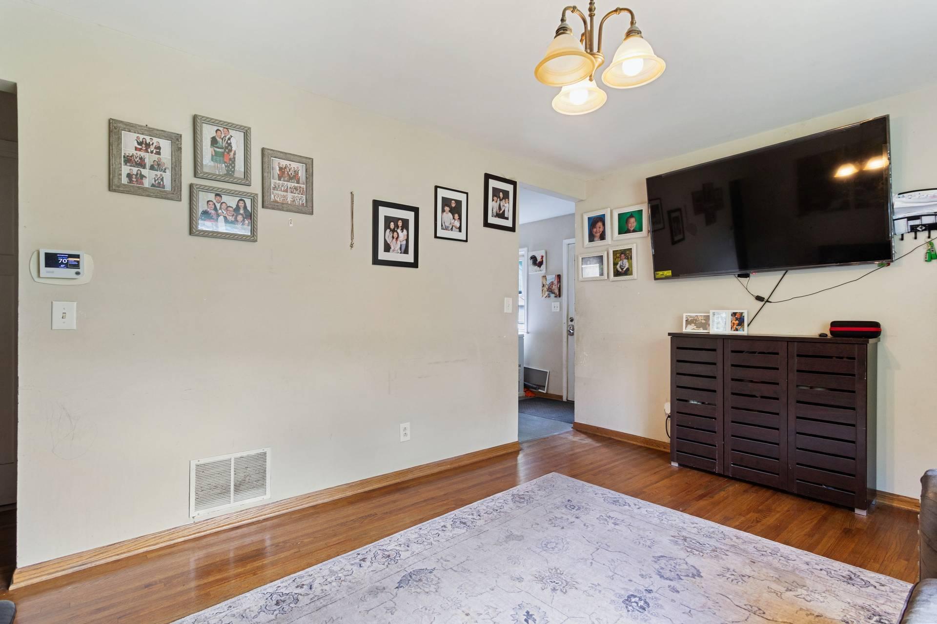 527 Emil Avenue Property Photo 6