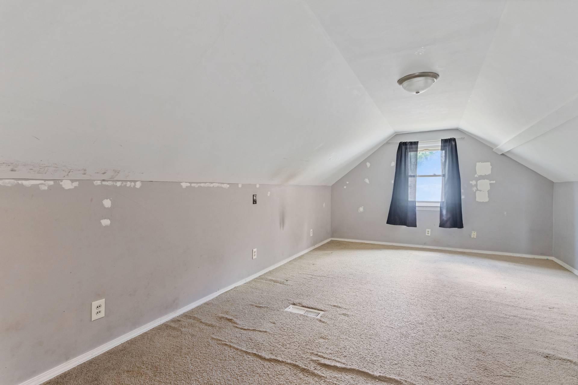 527 Emil Avenue Property Photo 21