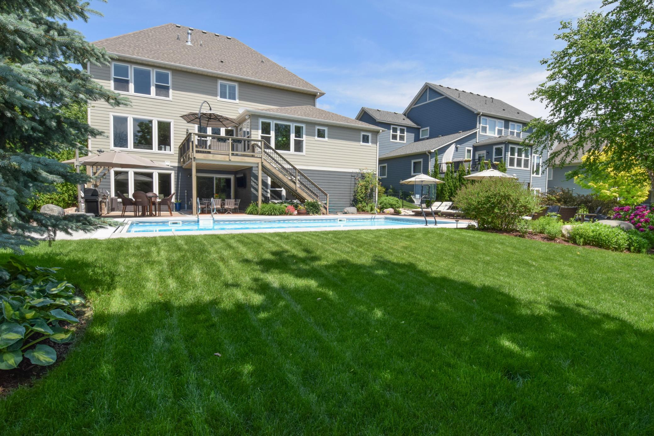 10809 Brookside Trail N Property Photo 2