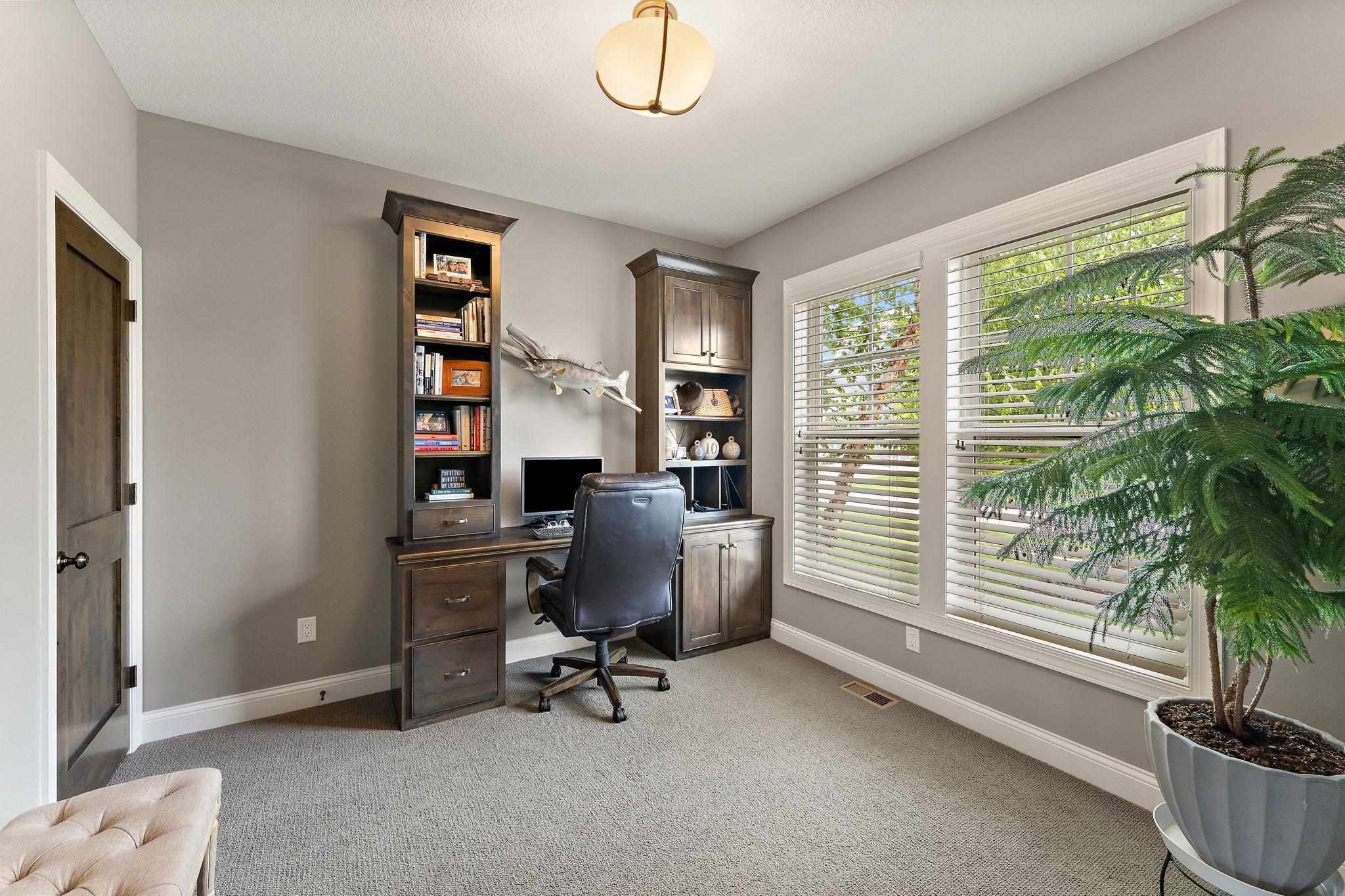 10809 Brookside Trail N Property Photo 13