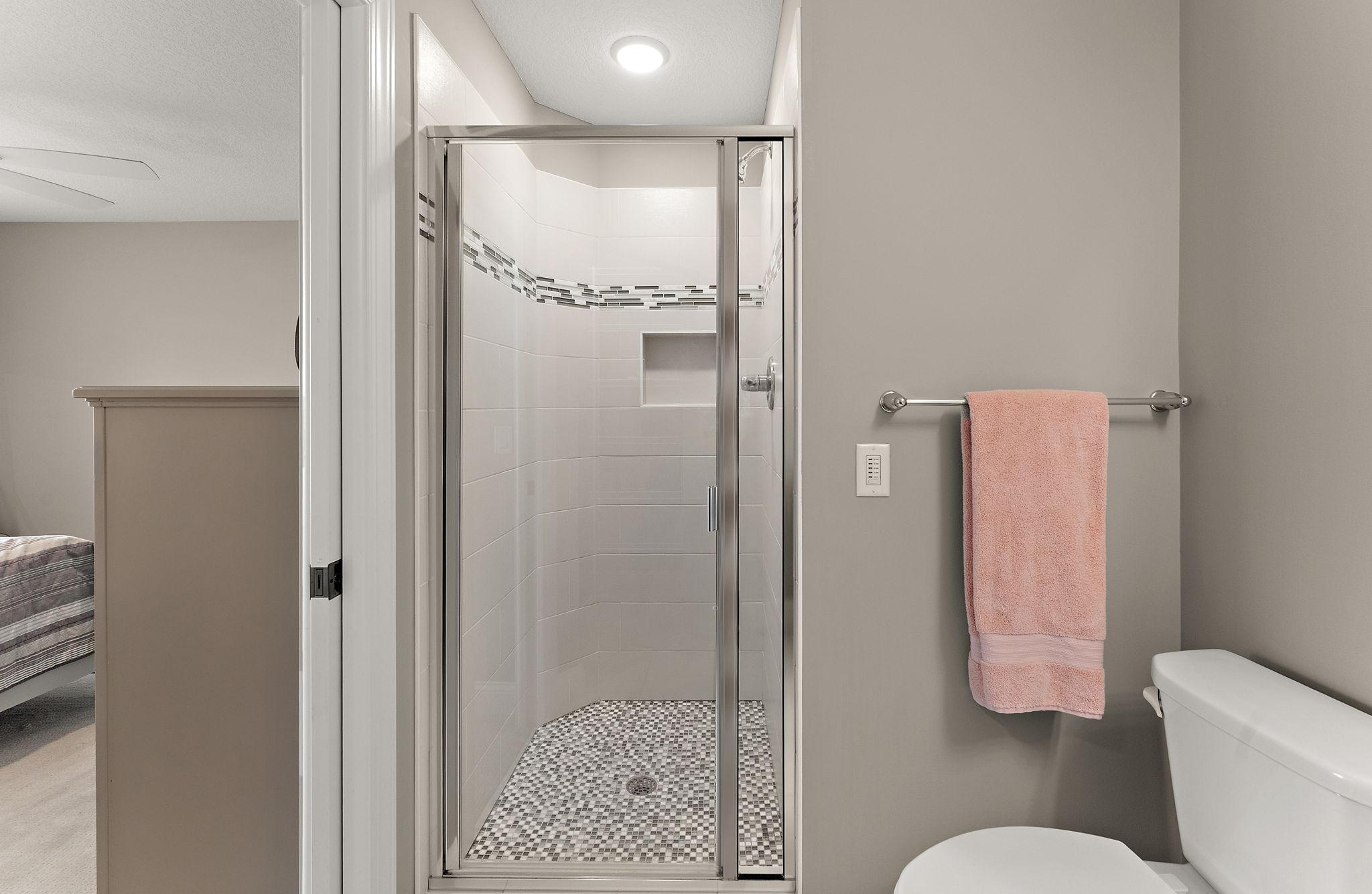 10809 Brookside Trail N Property Photo 40