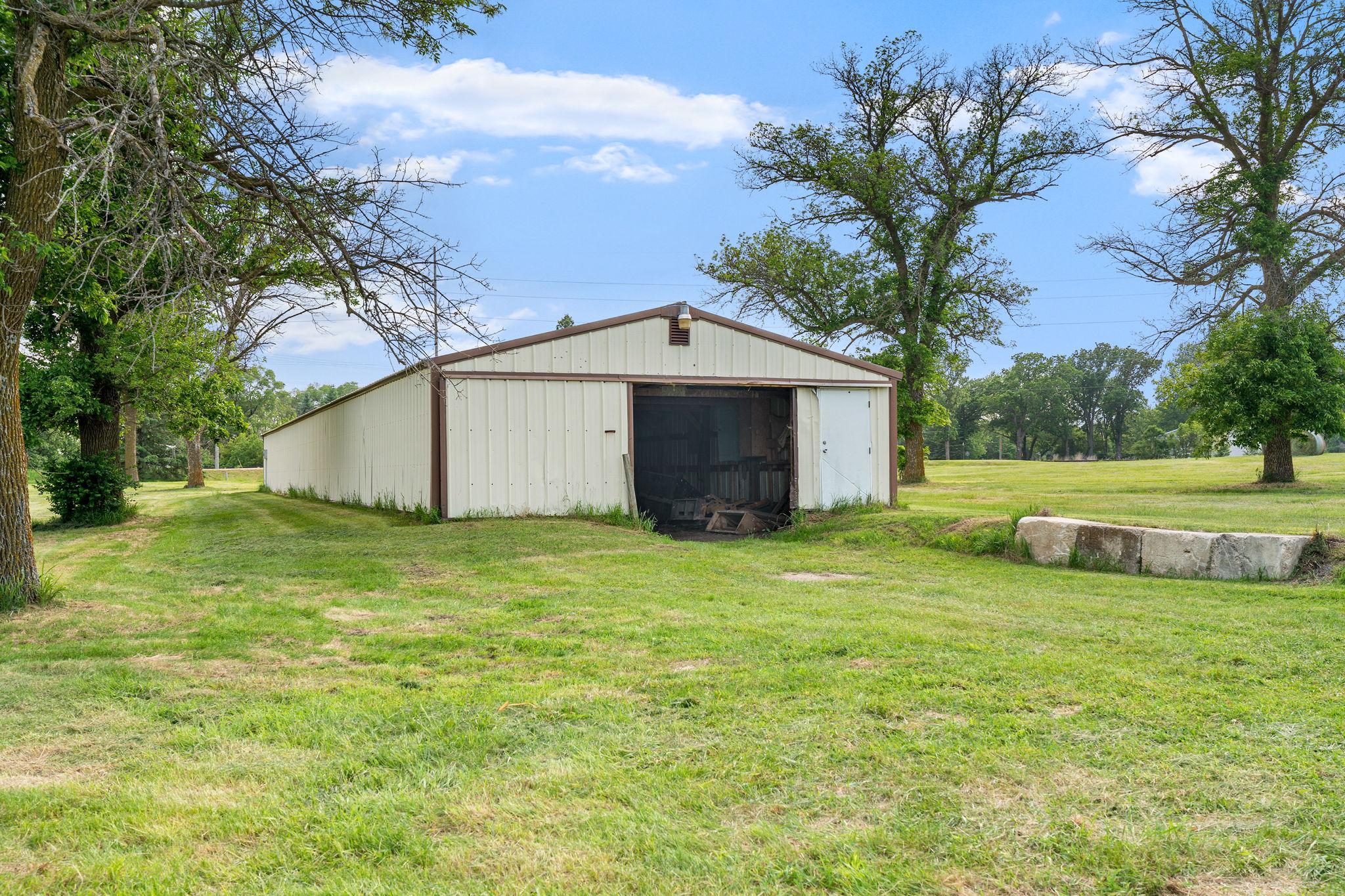 3700 11th Place Ne Property Photo 15
