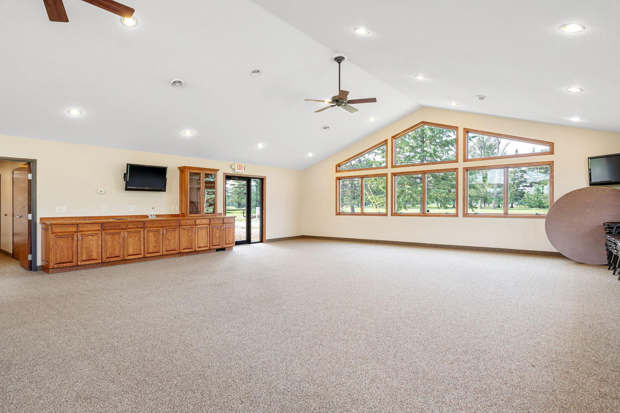 3700 11th Place Ne Property Photo 17
