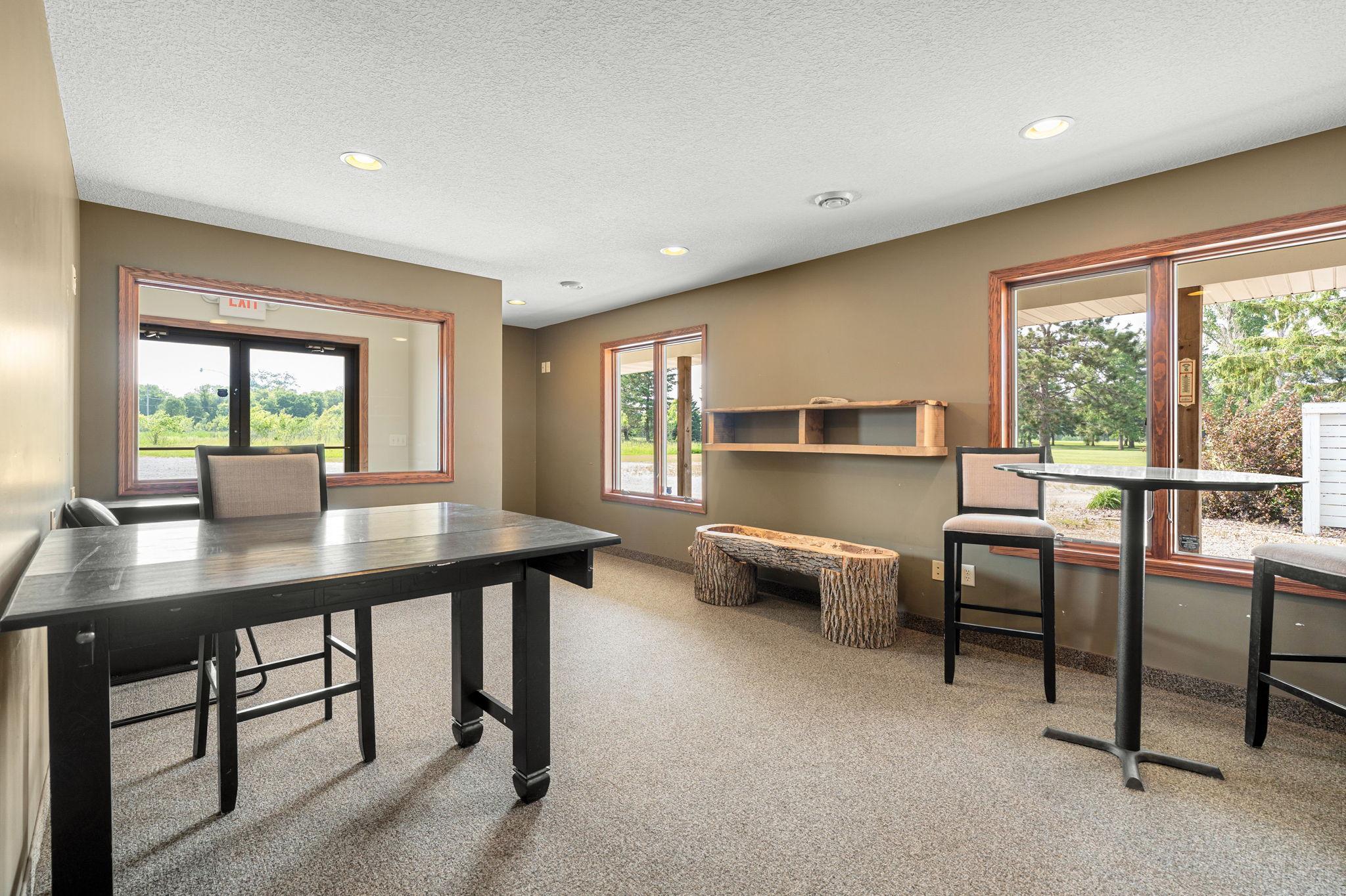 3700 11th Place Ne Property Photo 32