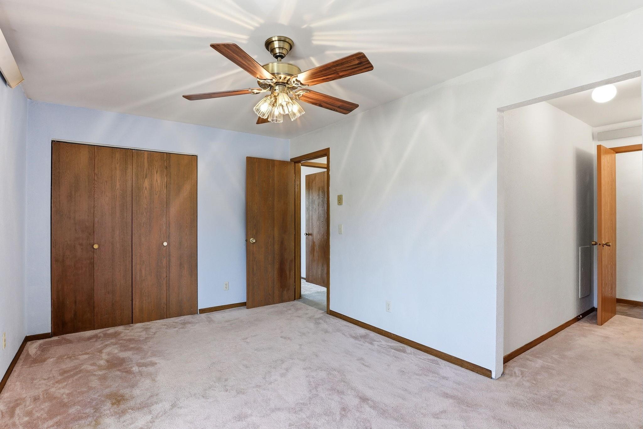 157 Mindy Lane 34 Property Photo 14