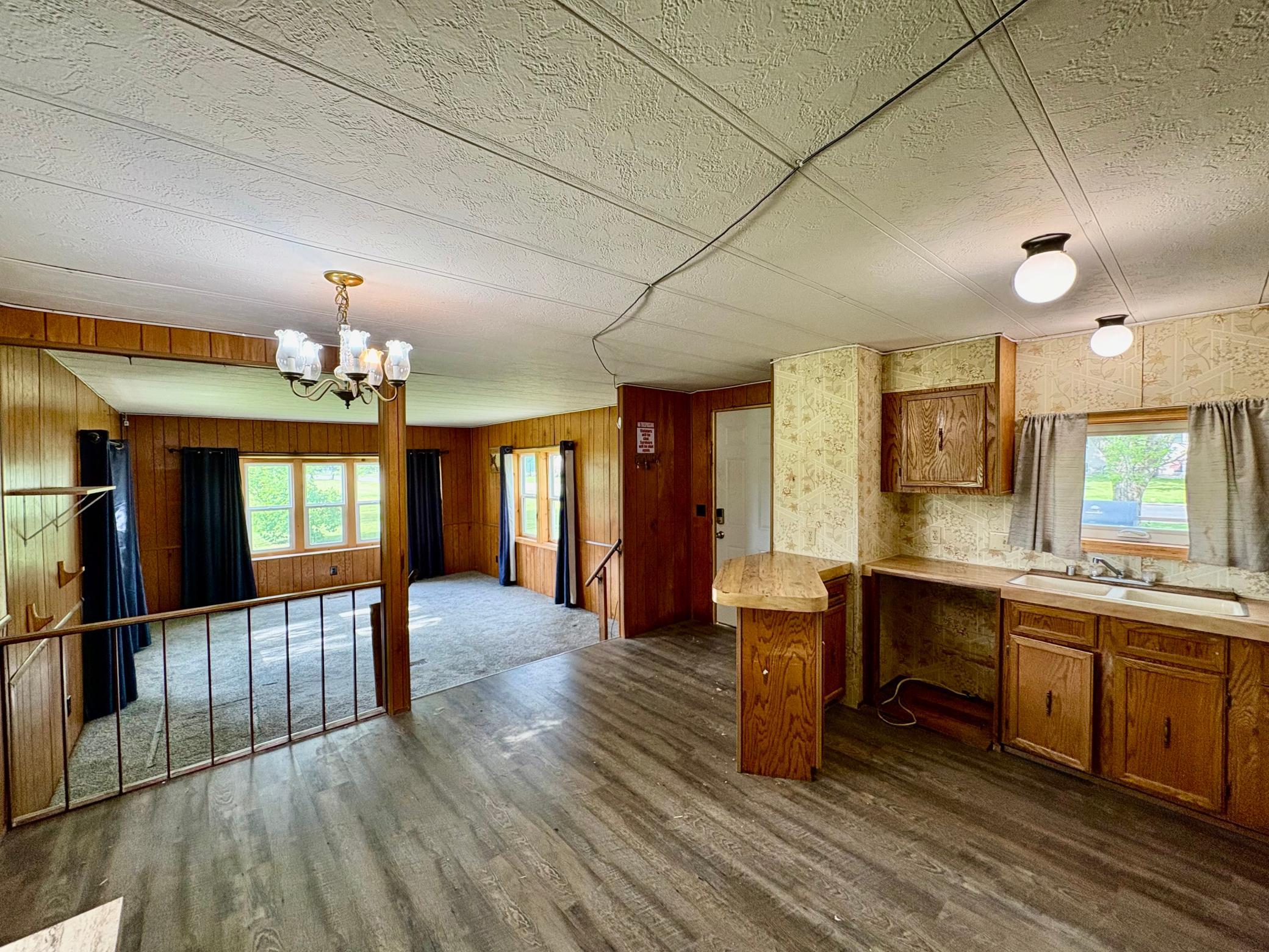 210 3rd Avenue Sw Property Photo 8
