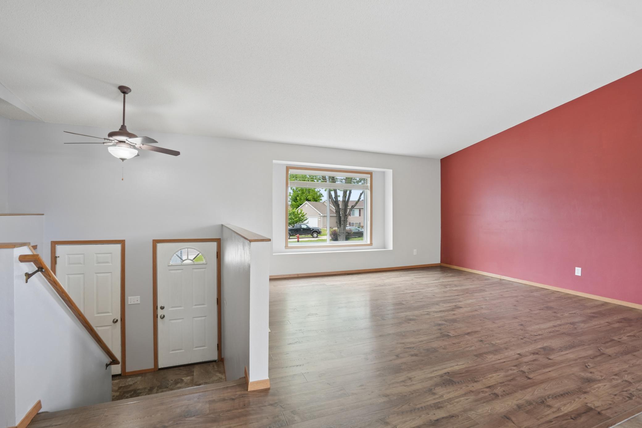 1719 Huntington Court Property Photo 4