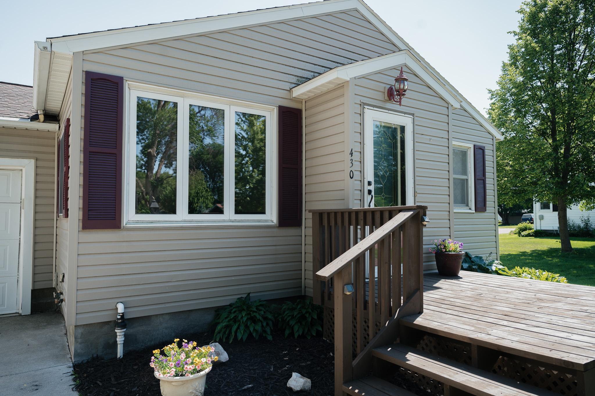 430 Birch Street E Property Photo 5