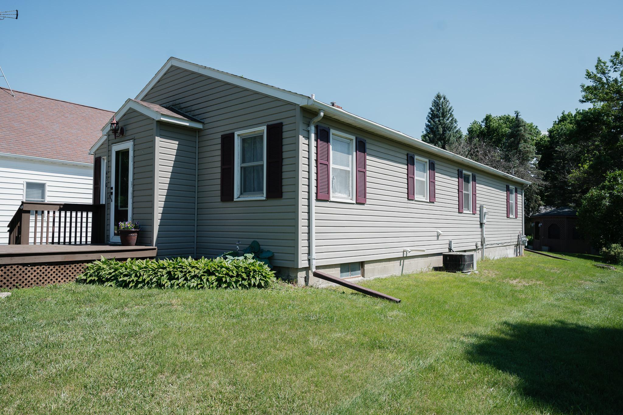430 Birch Street E Property Photo 6