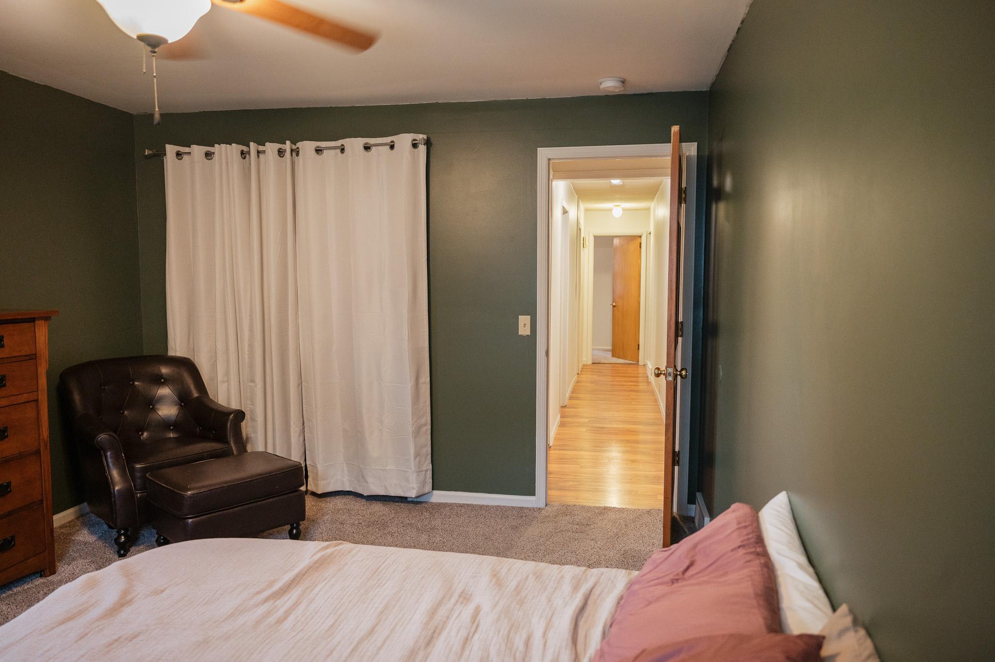 430 Birch Street E Property Photo 18