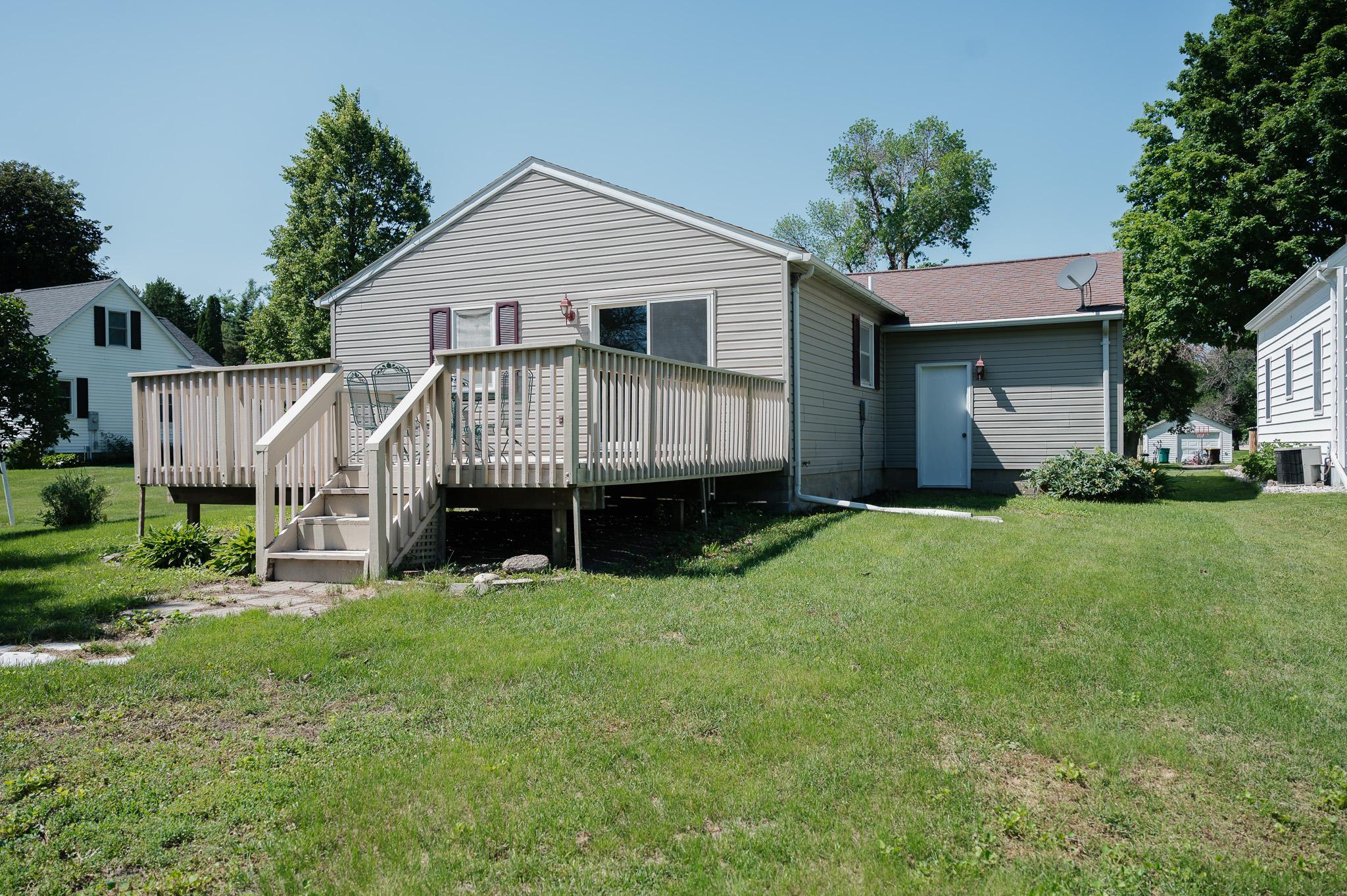 430 Birch Street E Property Photo 52