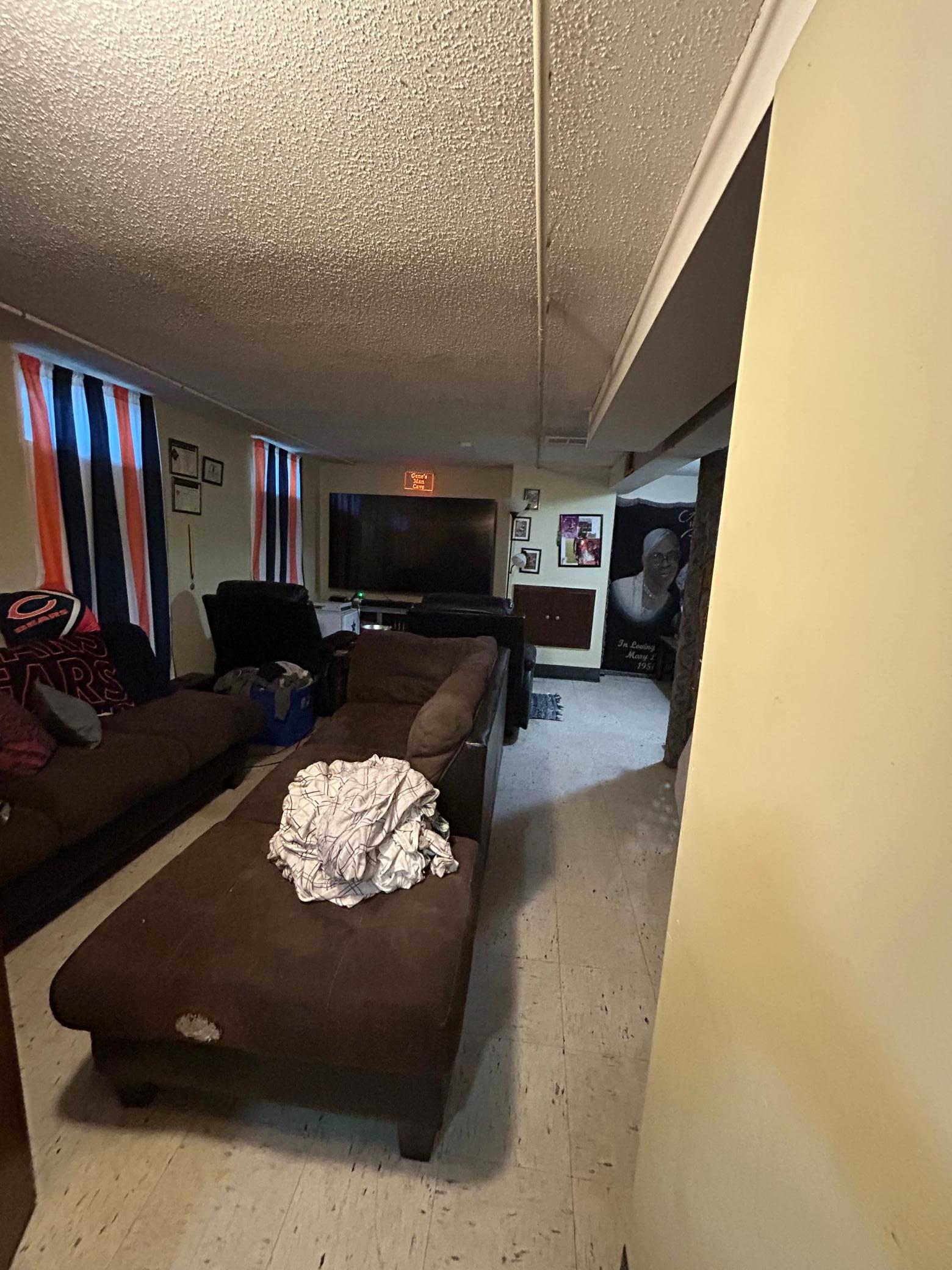 331-333 S Mcknight Road Property Photo 19