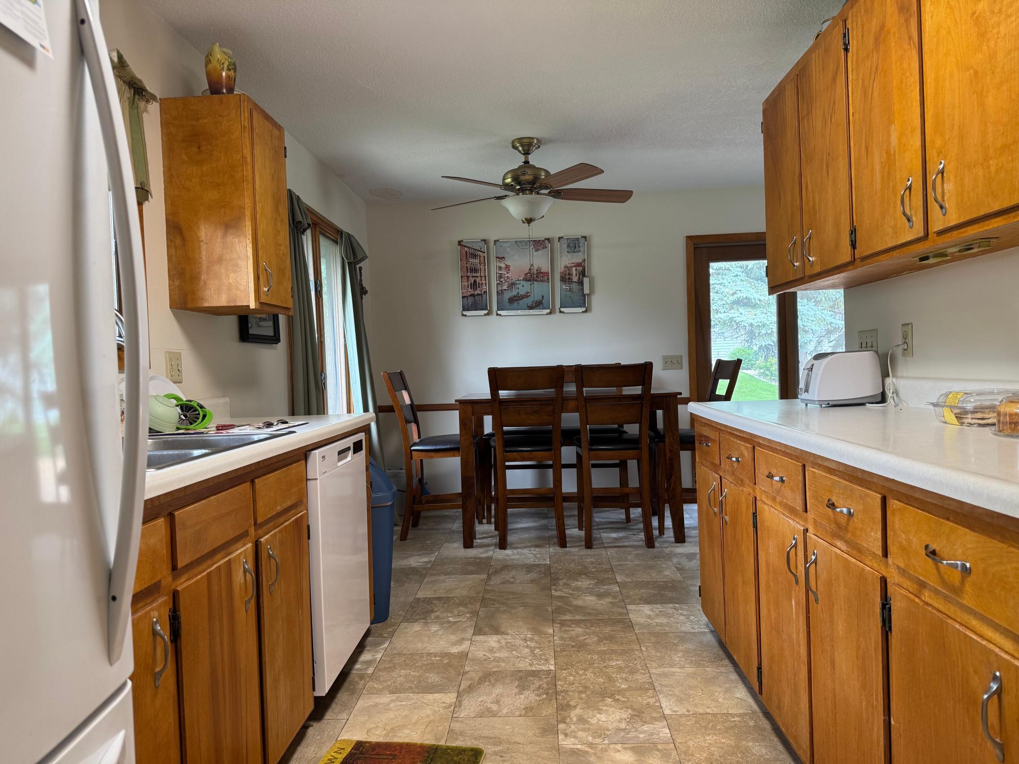 1525 Sayles Drive Property Photo 8