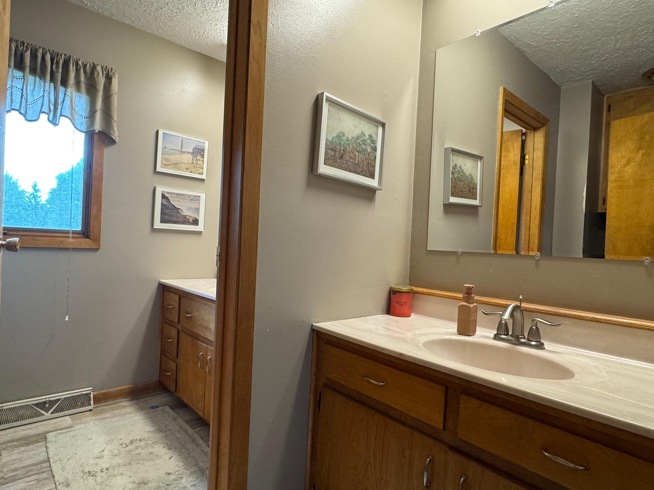 1525 Sayles Drive Property Photo 15