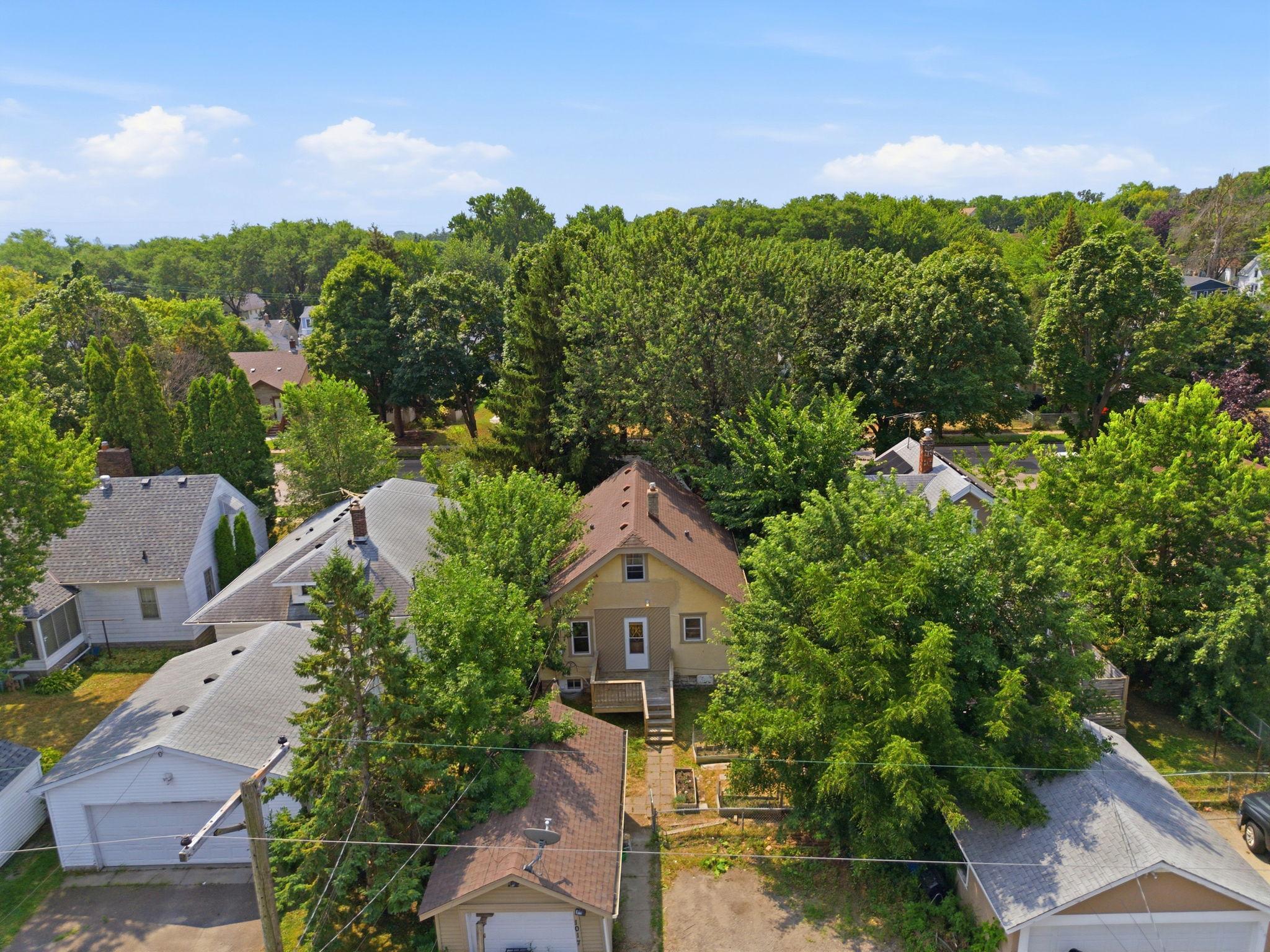 1017 Maryland Avenue E Property Photo 42