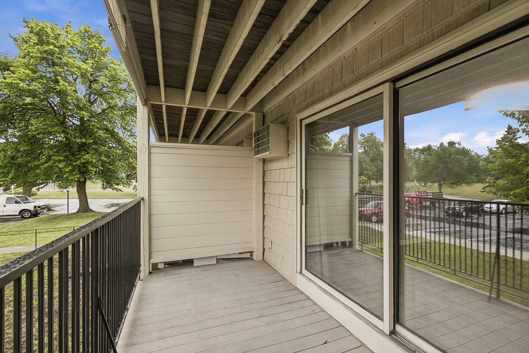 1871 Silver Bell Road 107 Property Photo 7