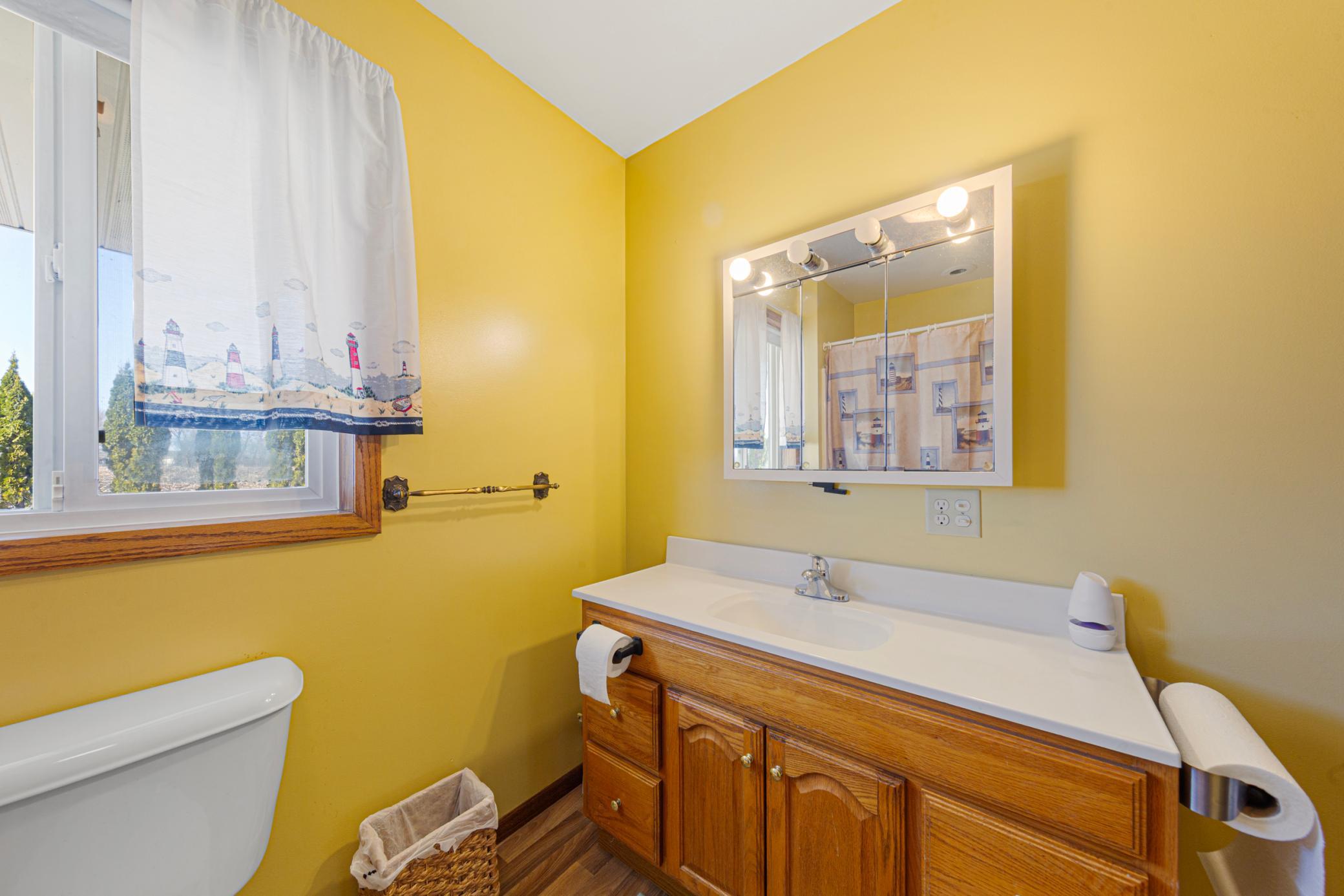 23493 Echo Avenue Property Photo 32