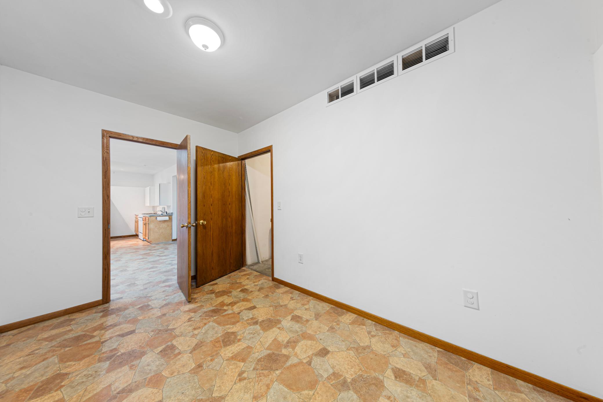 23493 Echo Avenue Property Photo 50