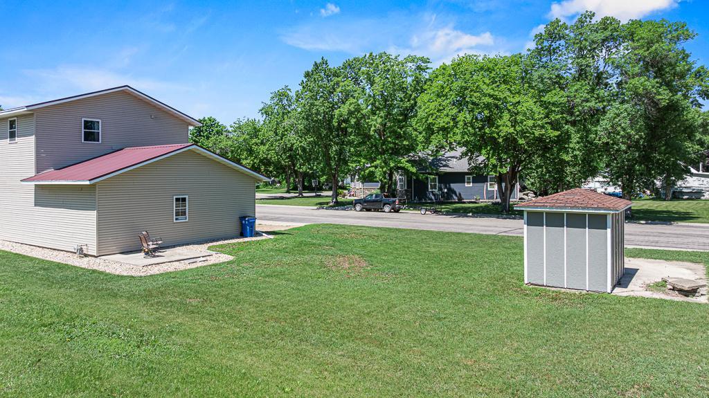 313 7th Street W Property Photo 8