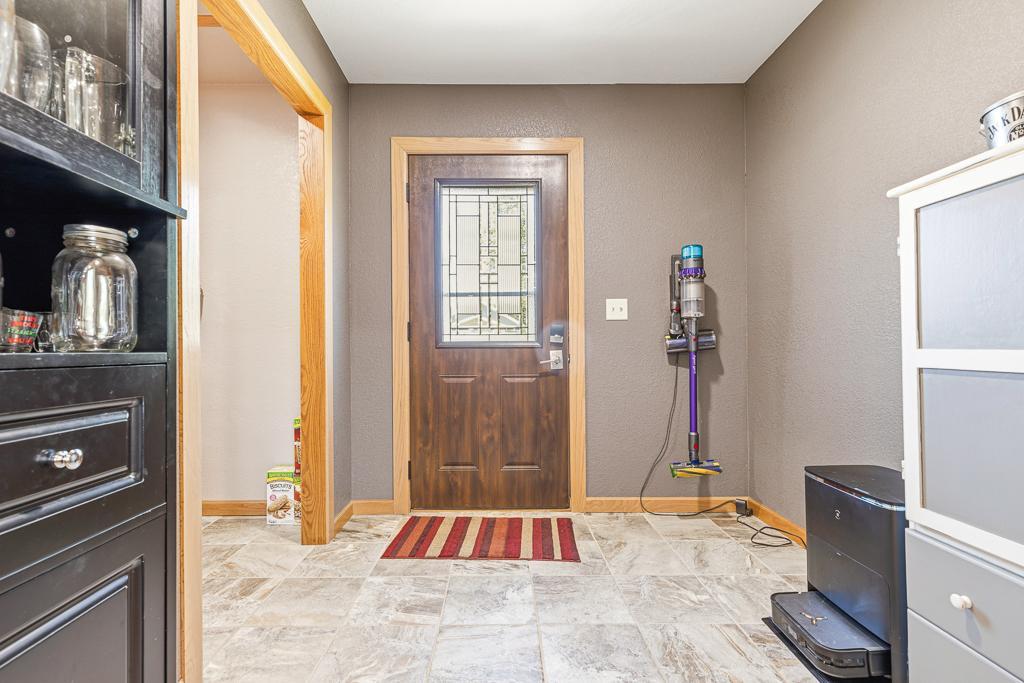 313 7th Street W Property Photo 24