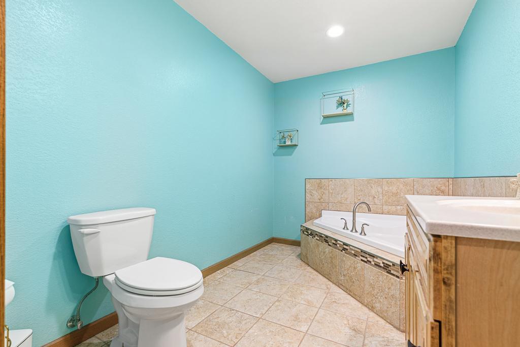313 7th Street W Property Photo 29
