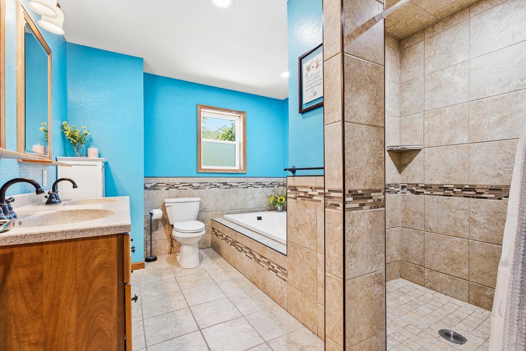 313 7th Street W Property Photo 41