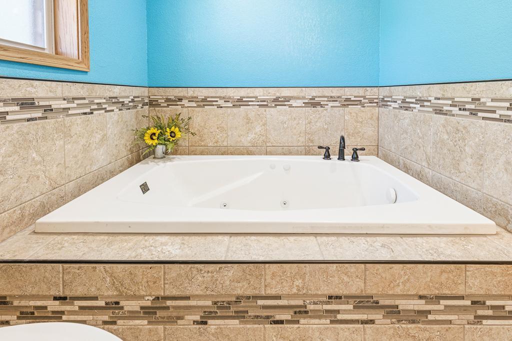 313 7th Street W Property Photo 42