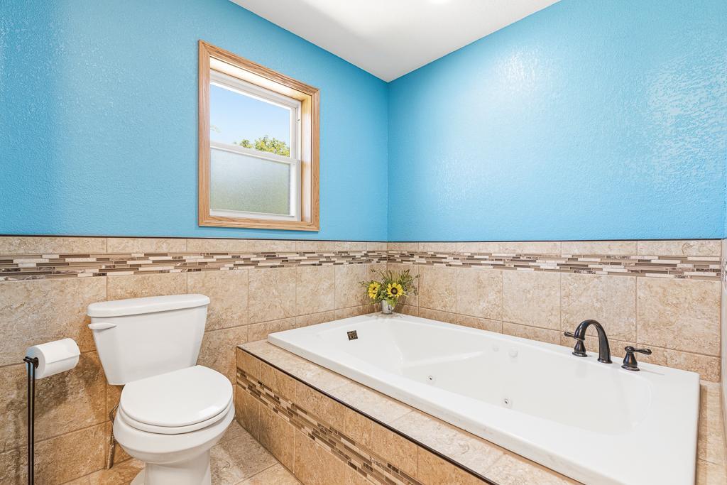313 7th Street W Property Photo 43