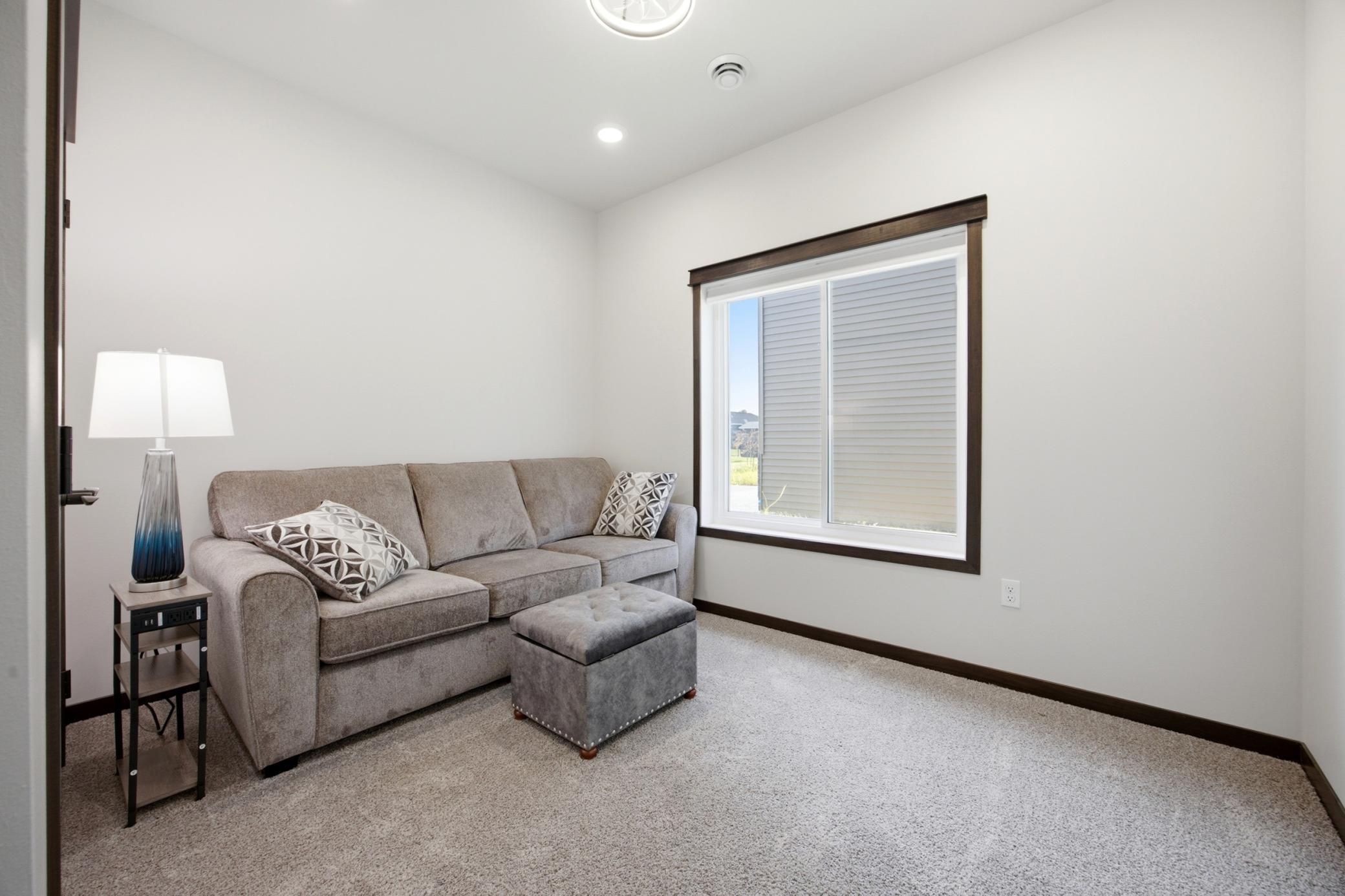 7816 Wild Rose Way Property Photo 9