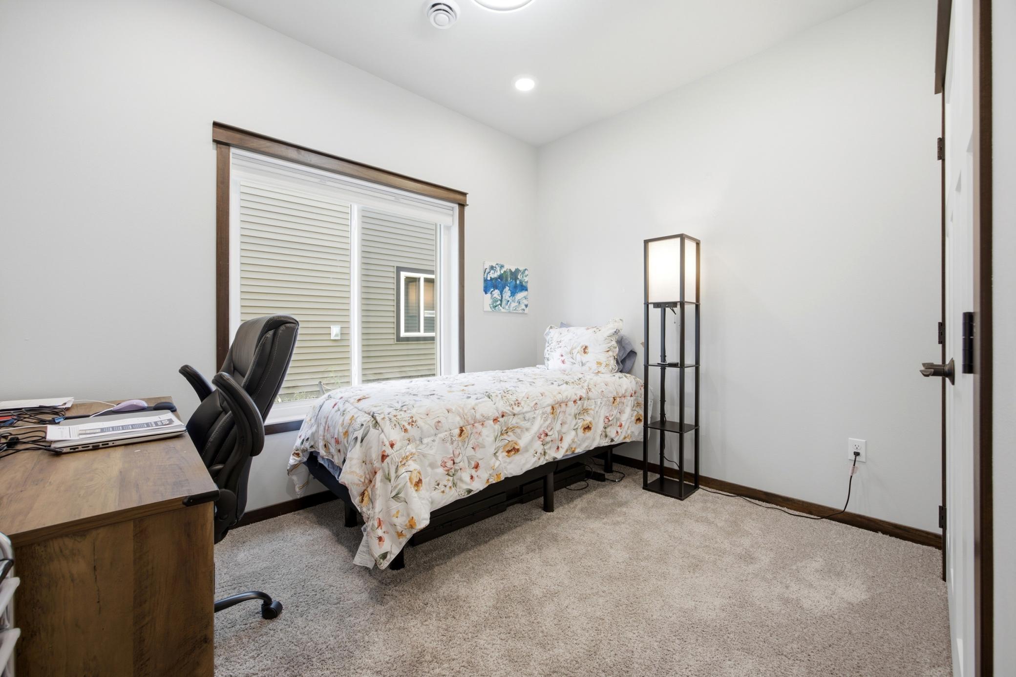 7816 Wild Rose Way Property Photo 10