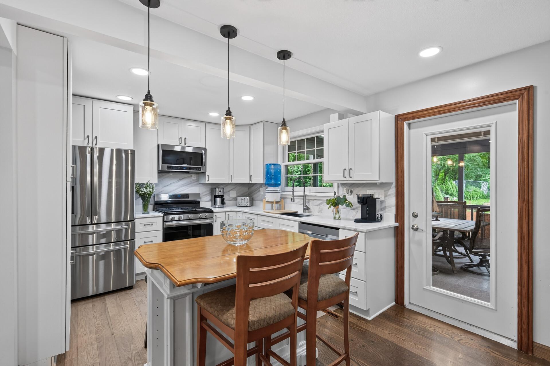 14623 Orchard Road Property Photo 2
