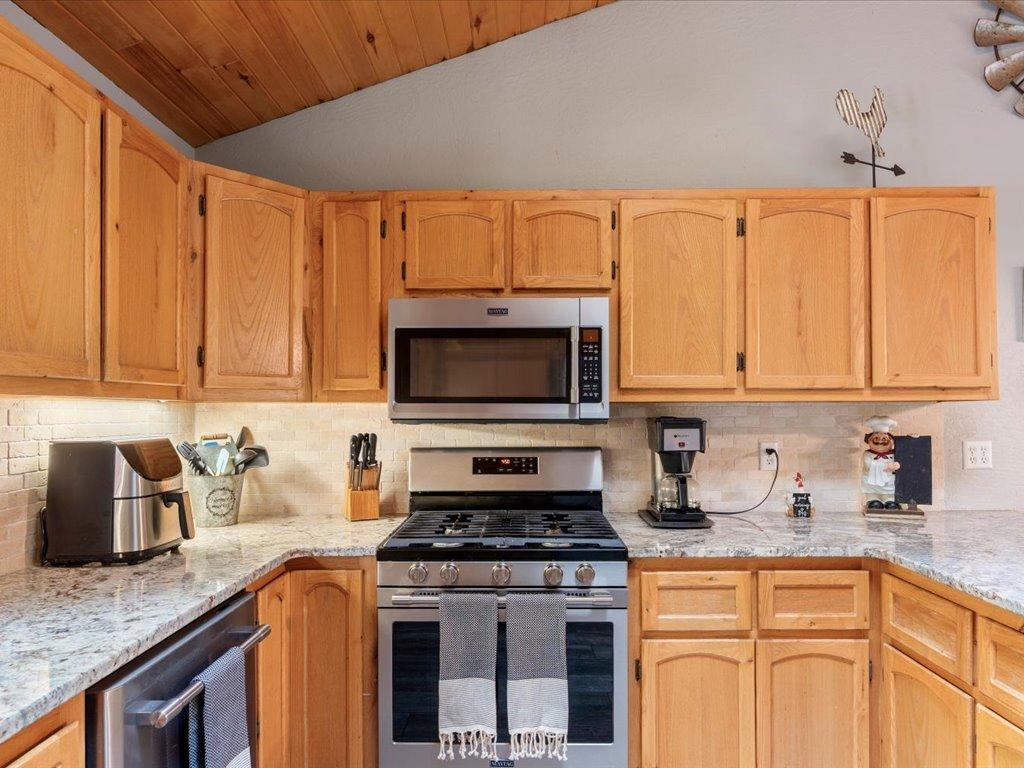8343 Timber Lane Property Photo 7