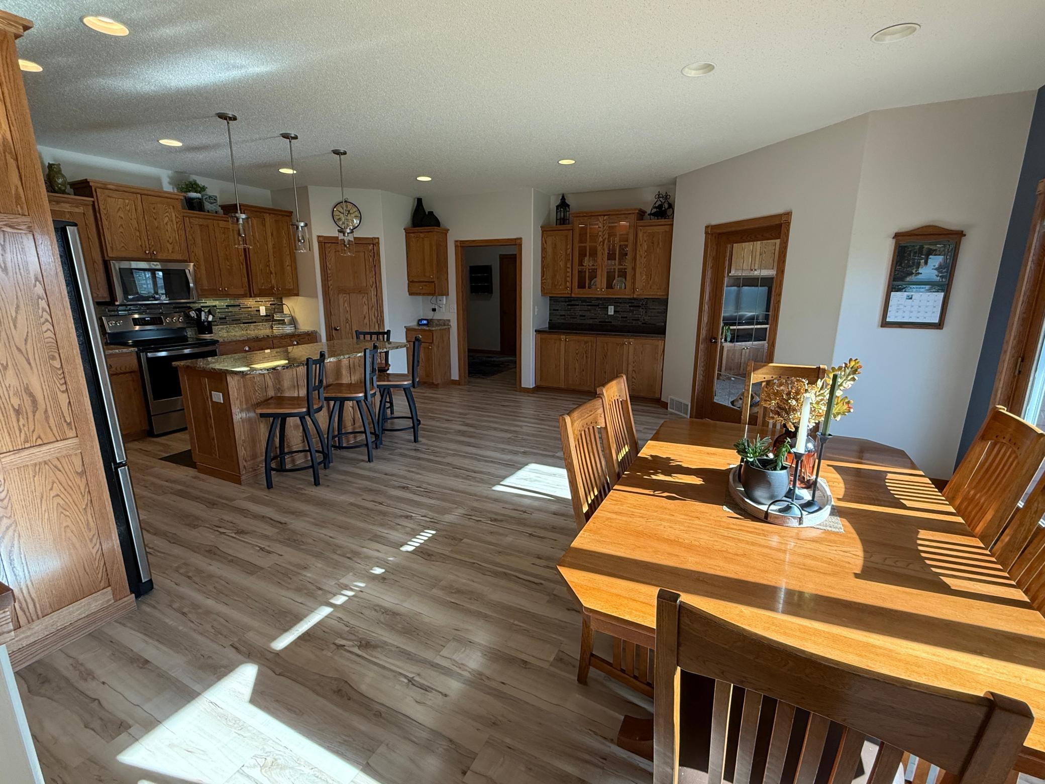 1007 6 Avenue Ne Property Photo 17