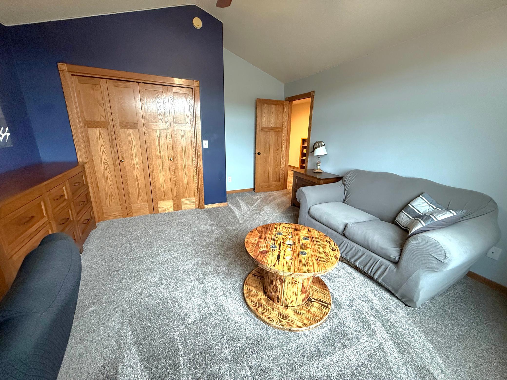 1007 6 Avenue Ne Property Photo 43
