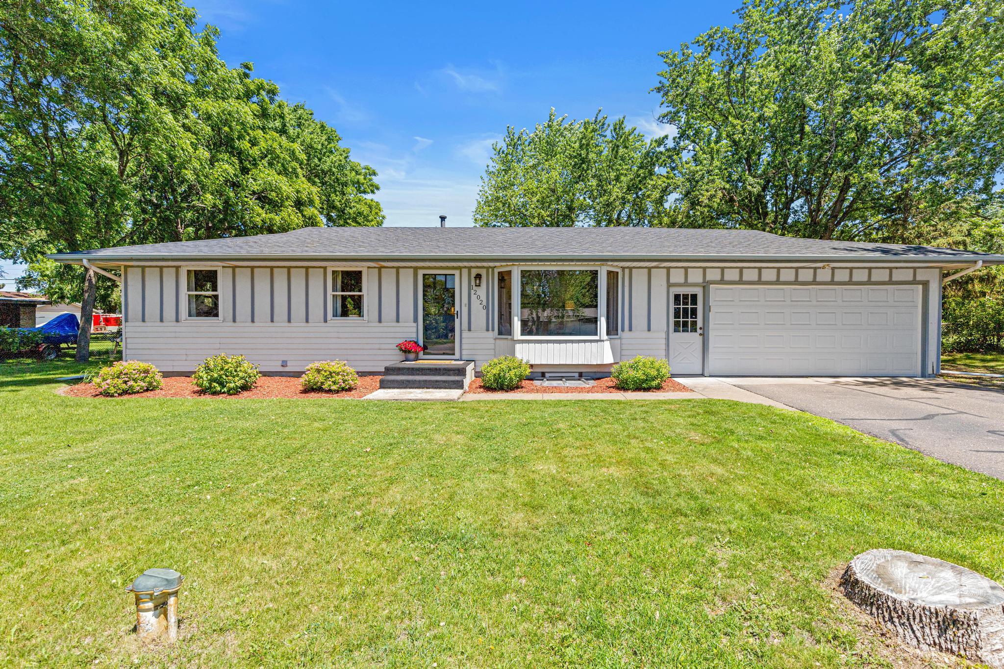 12020 Noon Drive Property Photo 1