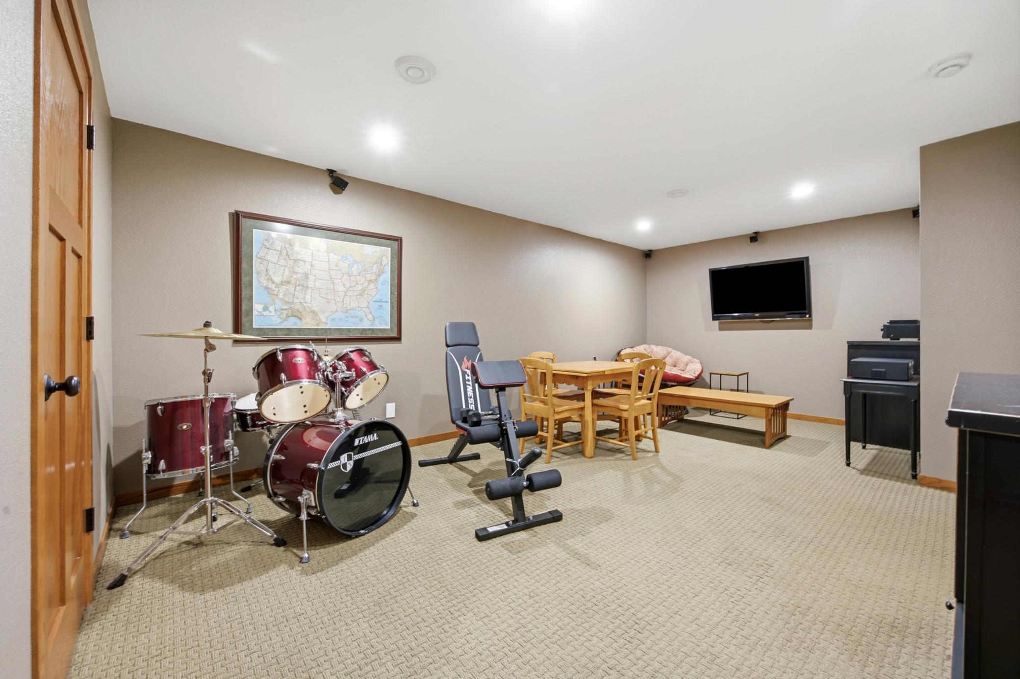 16824 County Highway 11 Property Photo 29