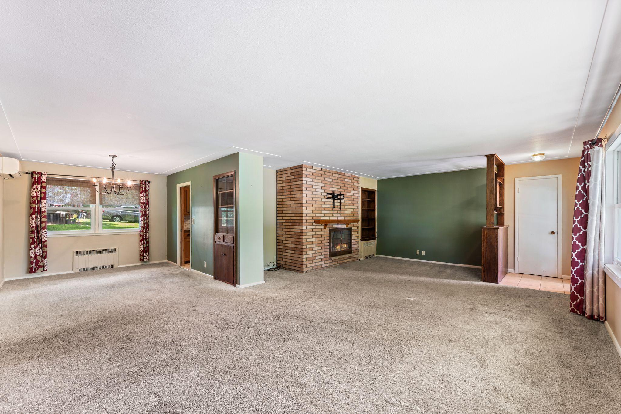 8360 Cedar Street Property Photo 16