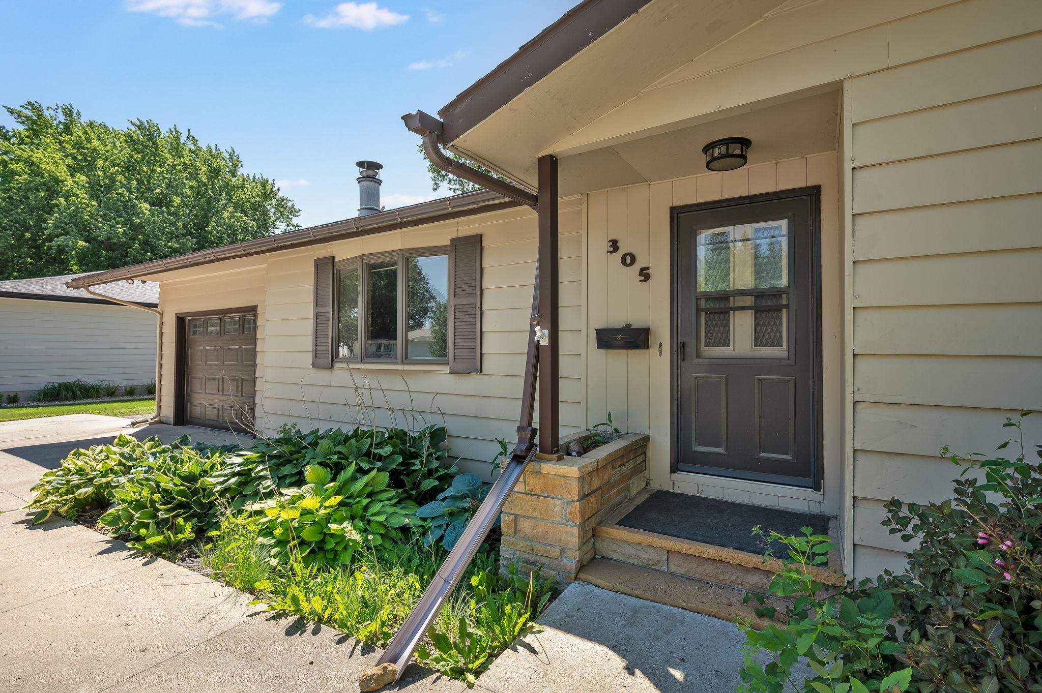 305 Maywood Avenue Property Photo 2