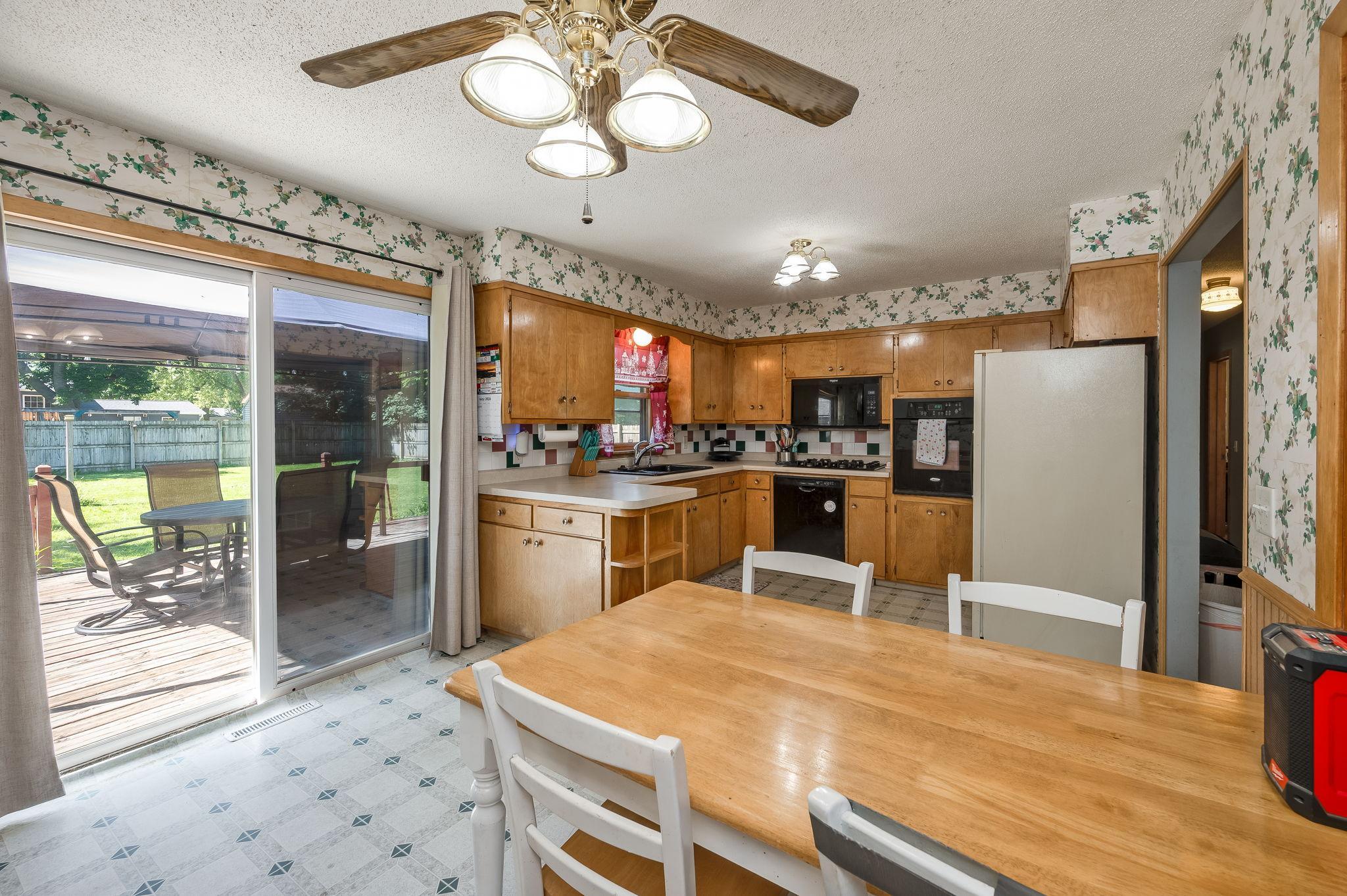 305 Maywood Avenue Property Photo 9