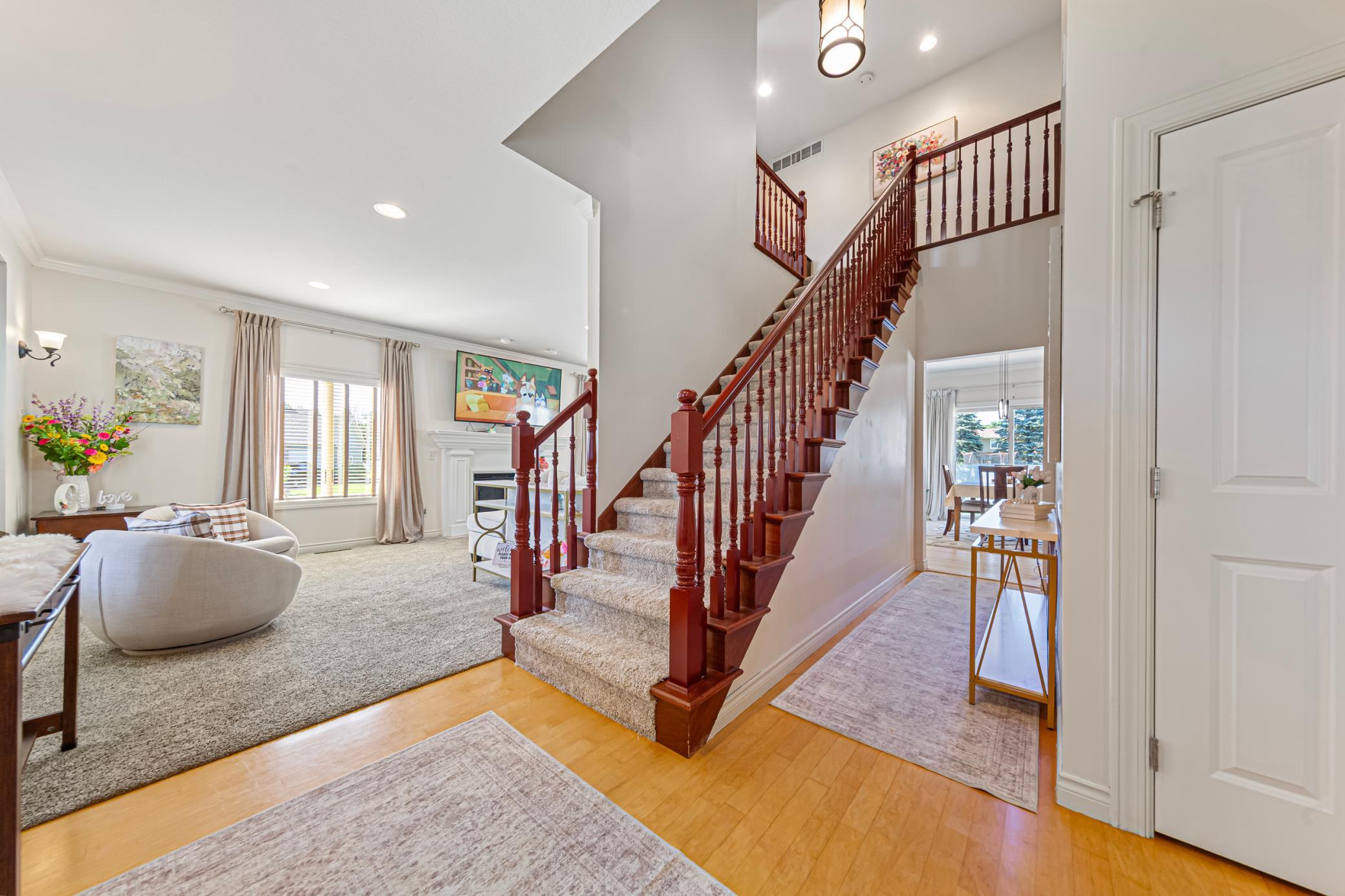 100 Park Place Property Photo 2