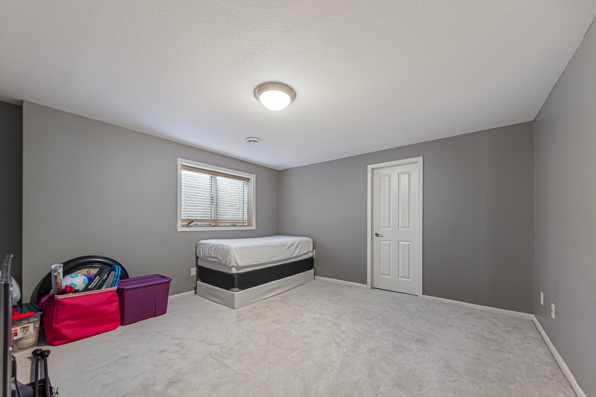100 Park Place Property Photo 21