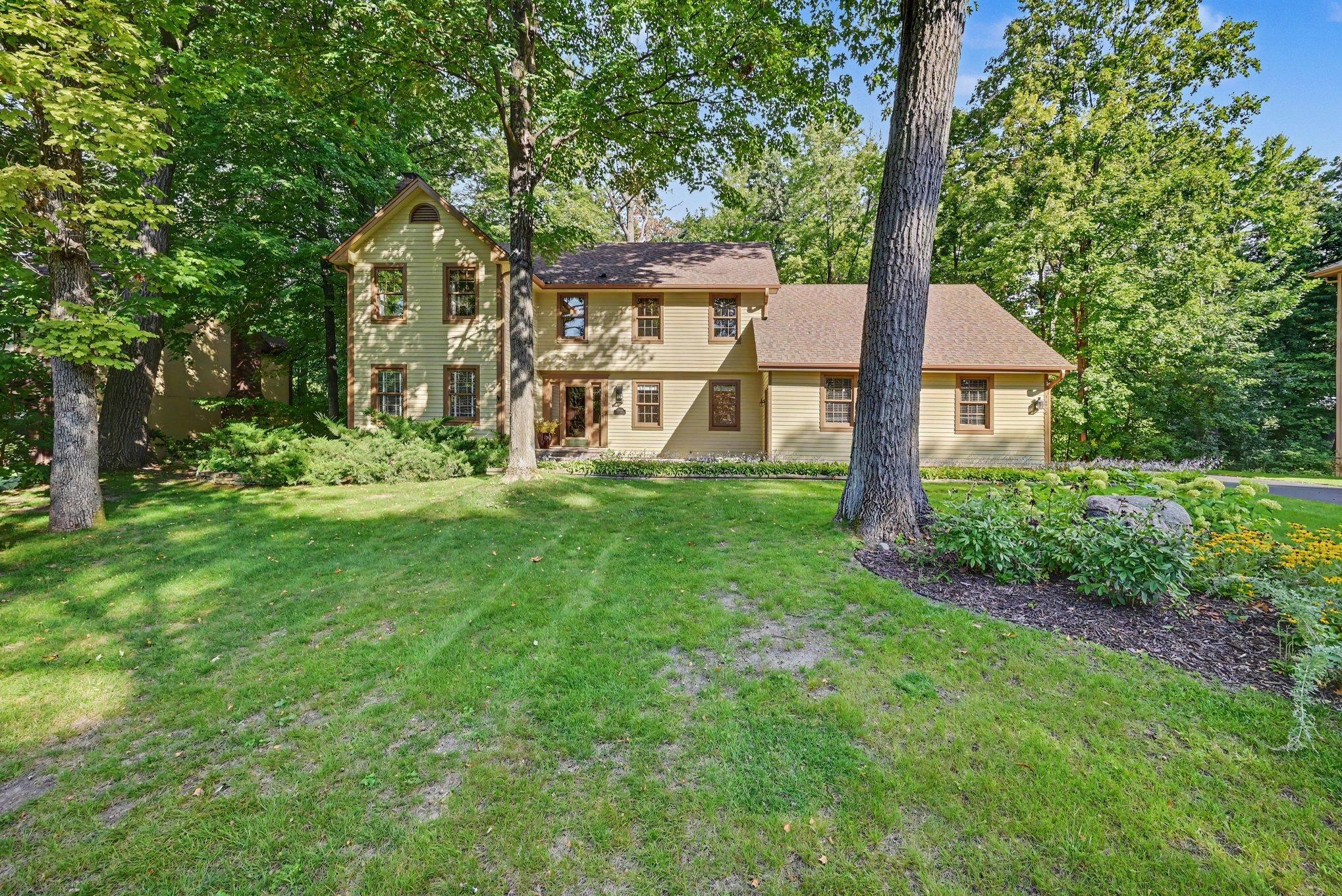 16920 5th Avenue N Property Photo 1
