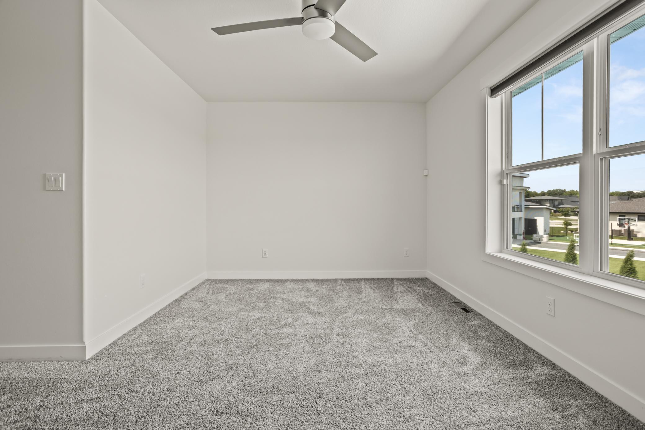 2815 Rivers Bend Drive E Property Photo 53