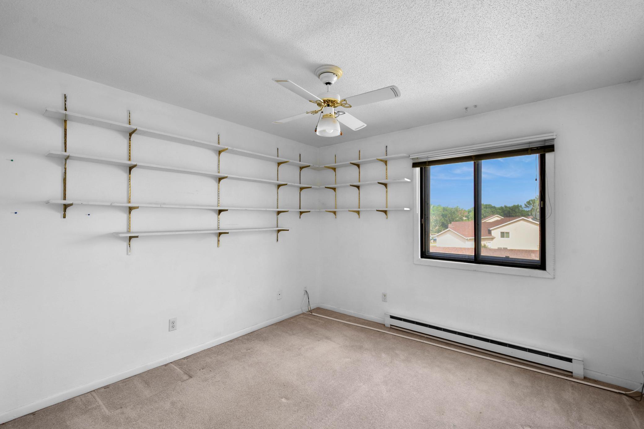 321 Prairiewood Circle S 304 Property Photo 20