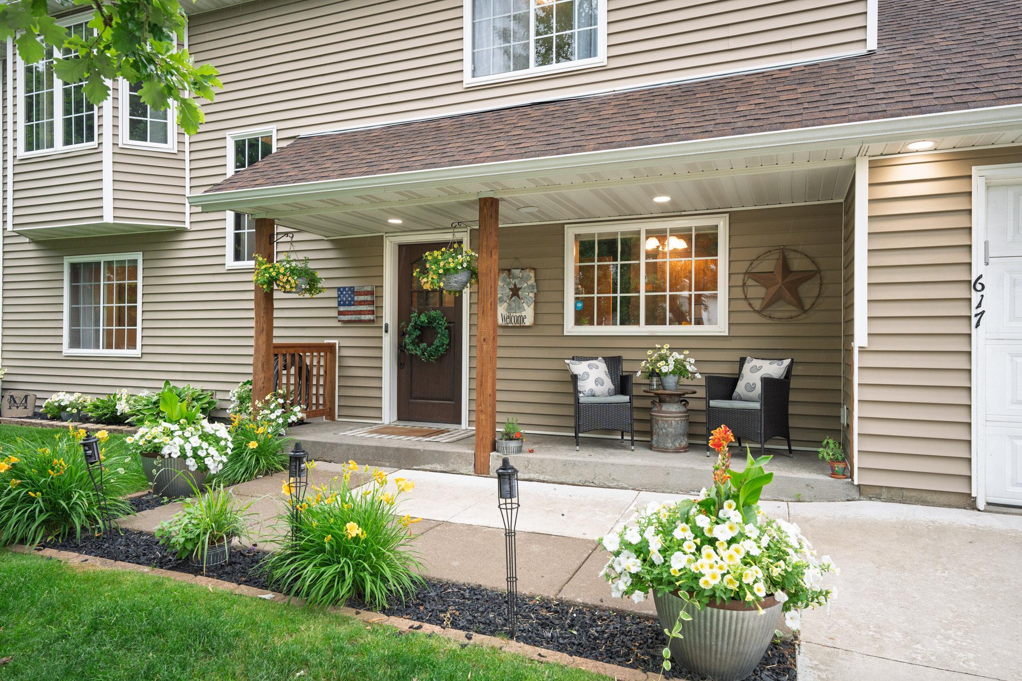 617 12th Street Property Photo 1